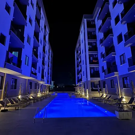 Aria's Semesterbostad Golem (Tirana)